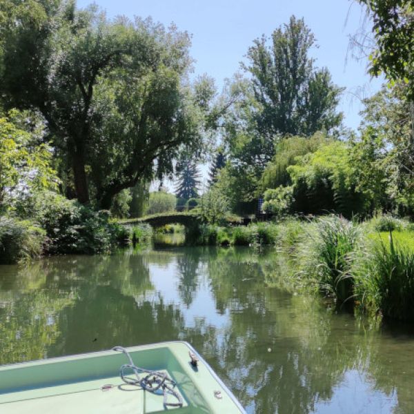 Vue des barques sur le Giessen
